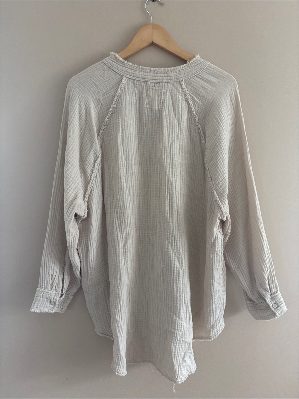 Aerie Pool To Party Cover Up Tan Oat Size Small Button Tunic Oversized Fray Hem - Picture 3 of 11